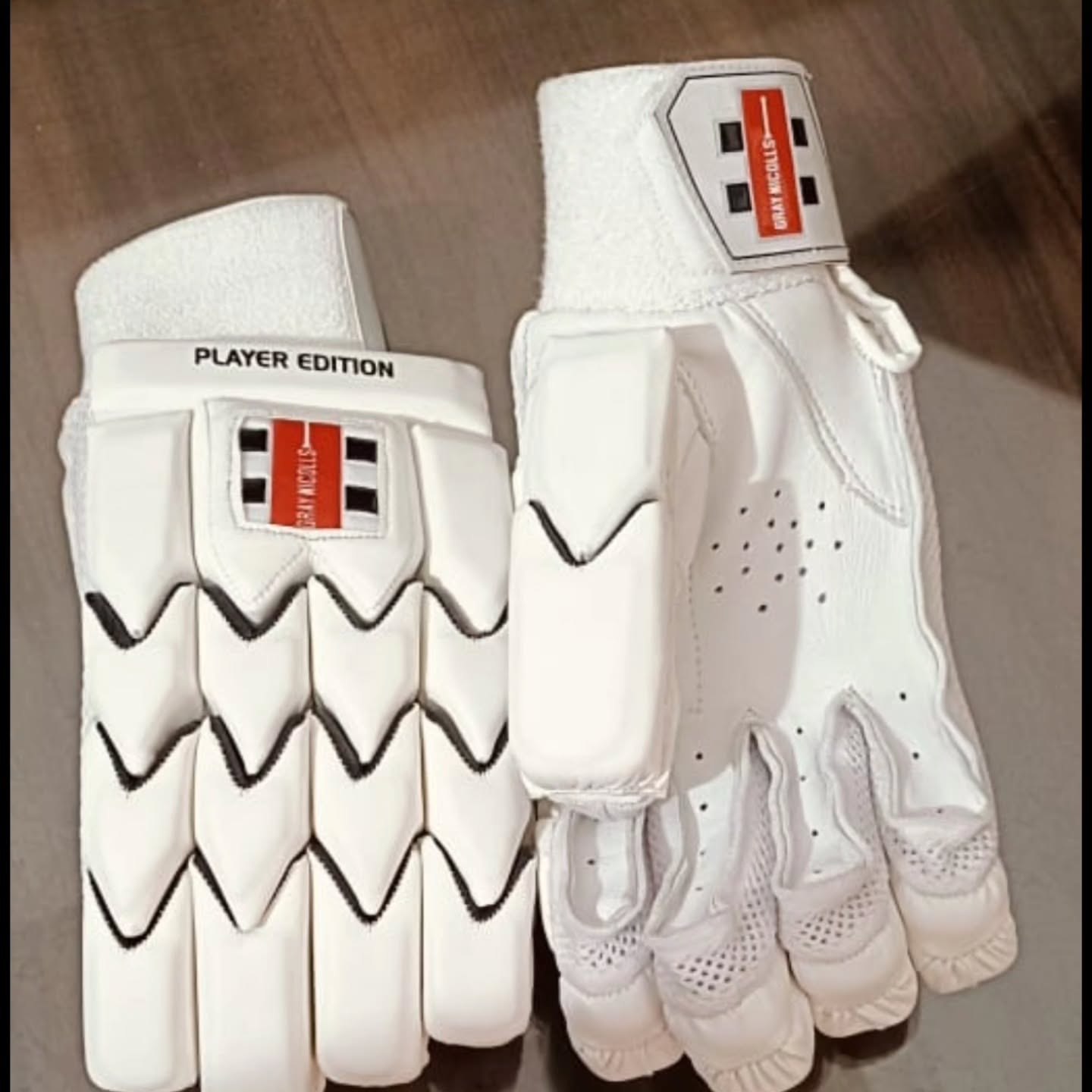 Gray Nicolls Batting Gloves | Rare Collection