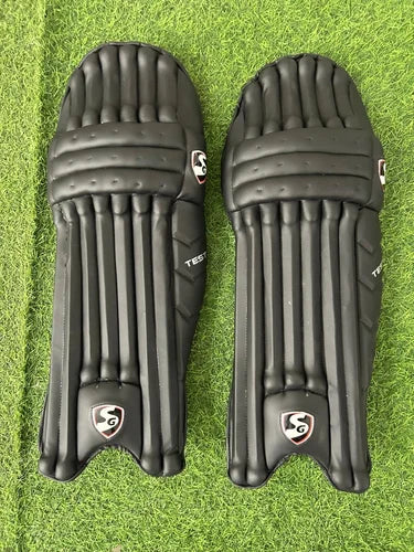 SG Players Xtreme Black Batting Pads